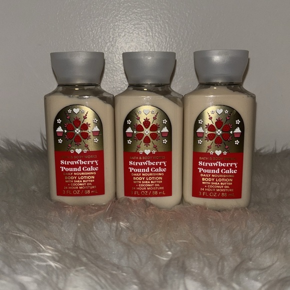3 Strawberry Pound Cake Travel Lotions from Bath & Body Works 🍓 - Picture 2 of 4